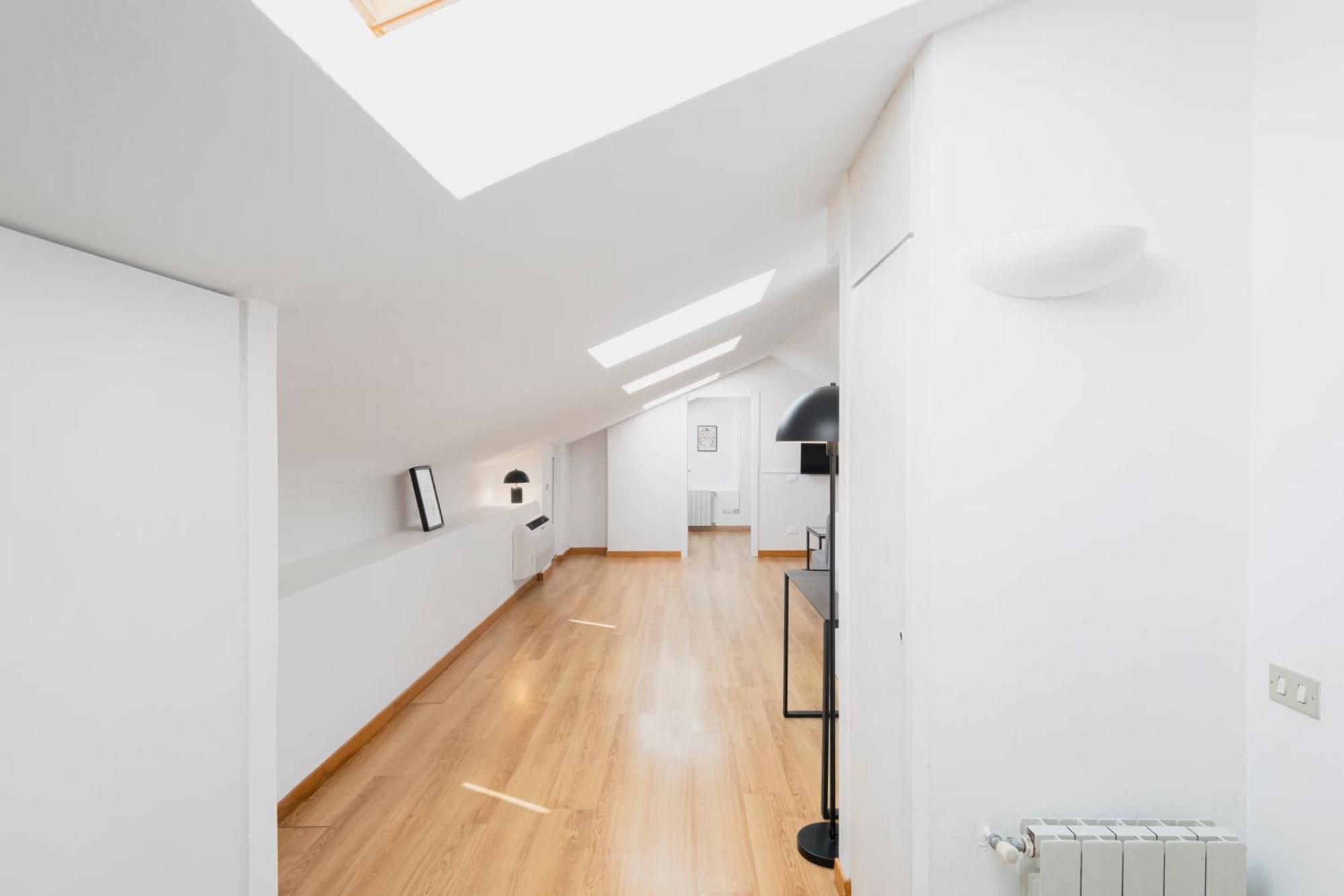 Relstay - Arco Della Pace - Sunny Loft Милано Екстериор снимка