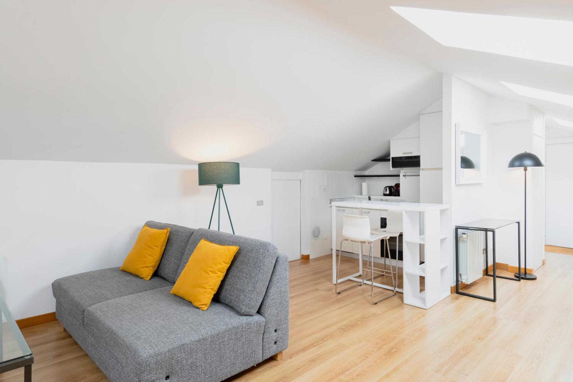 Relstay - Arco Della Pace - Sunny Loft Милано Екстериор снимка