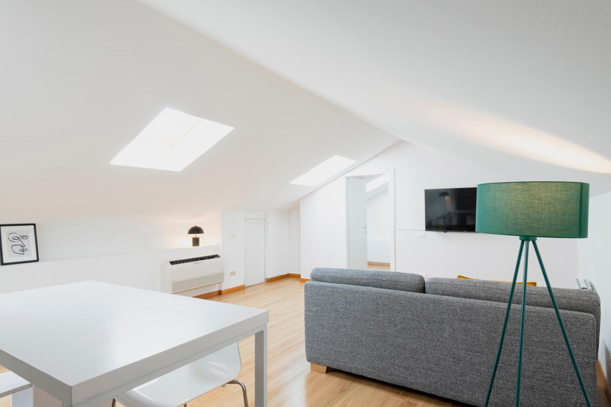 Relstay - Arco Della Pace - Sunny Loft Милано Екстериор снимка