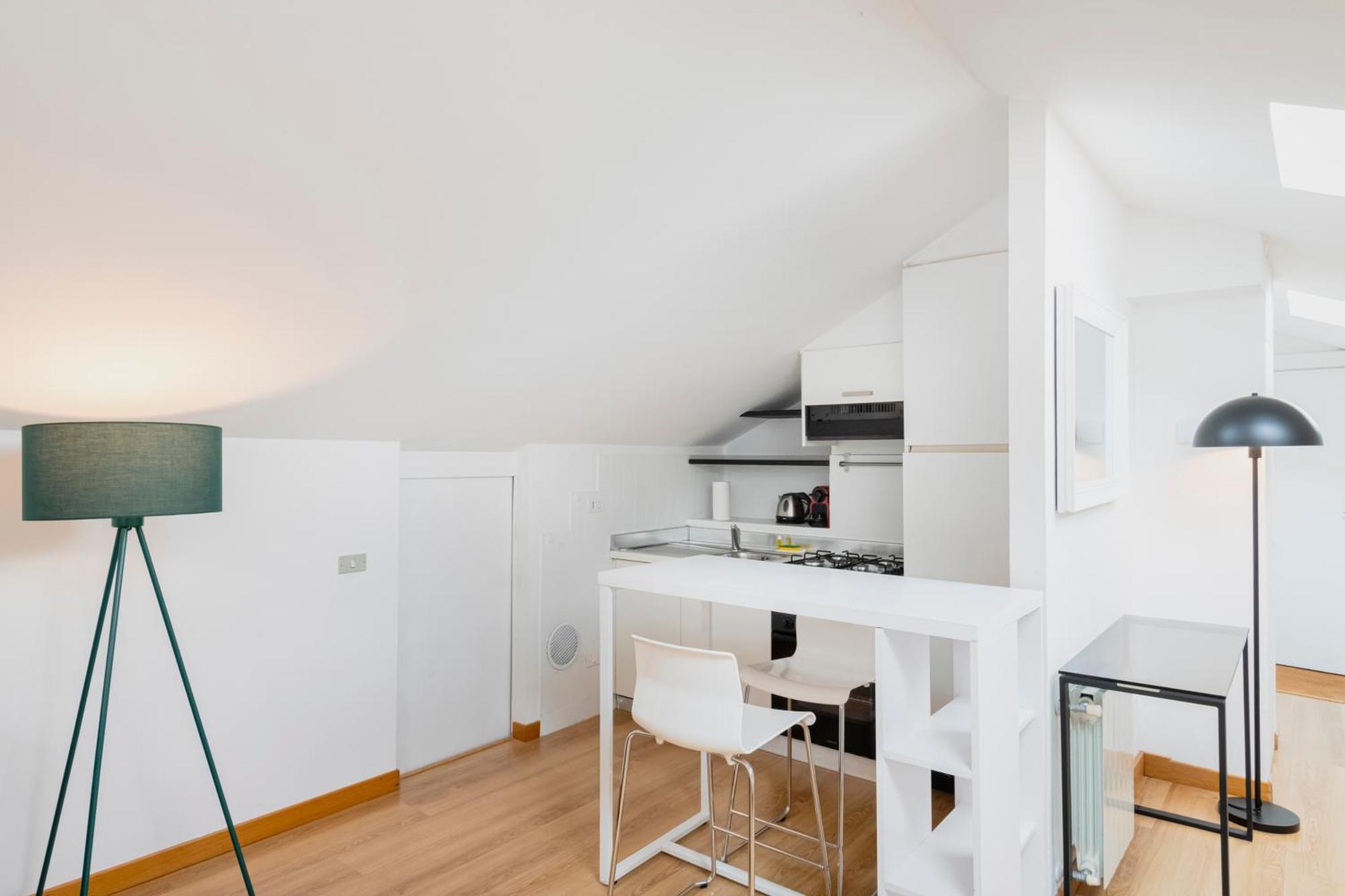 Relstay - Arco Della Pace - Sunny Loft Милано Екстериор снимка